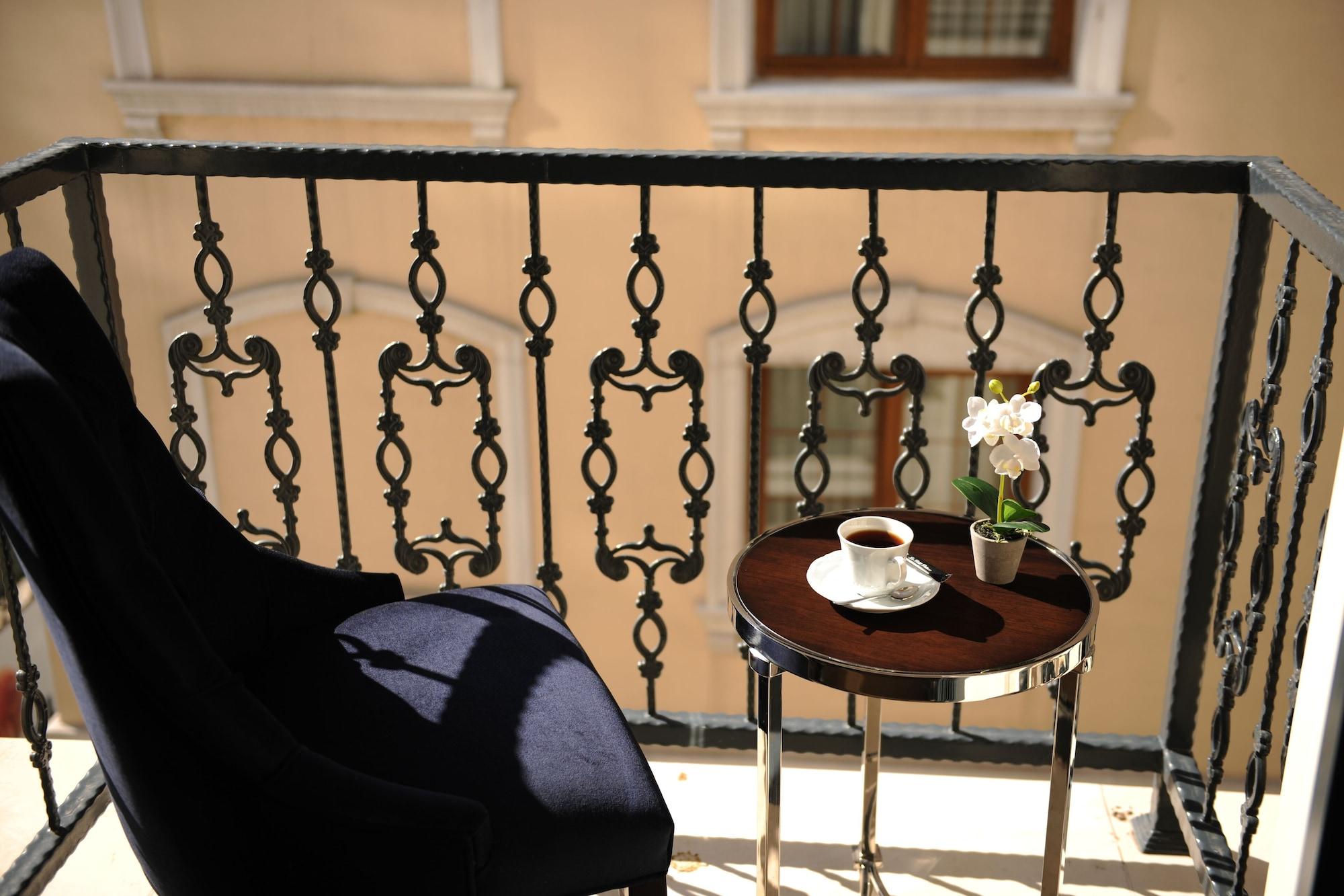 Le Petit Palace Hotel - Special Category Istanbulská provincie Exteriér fotografie