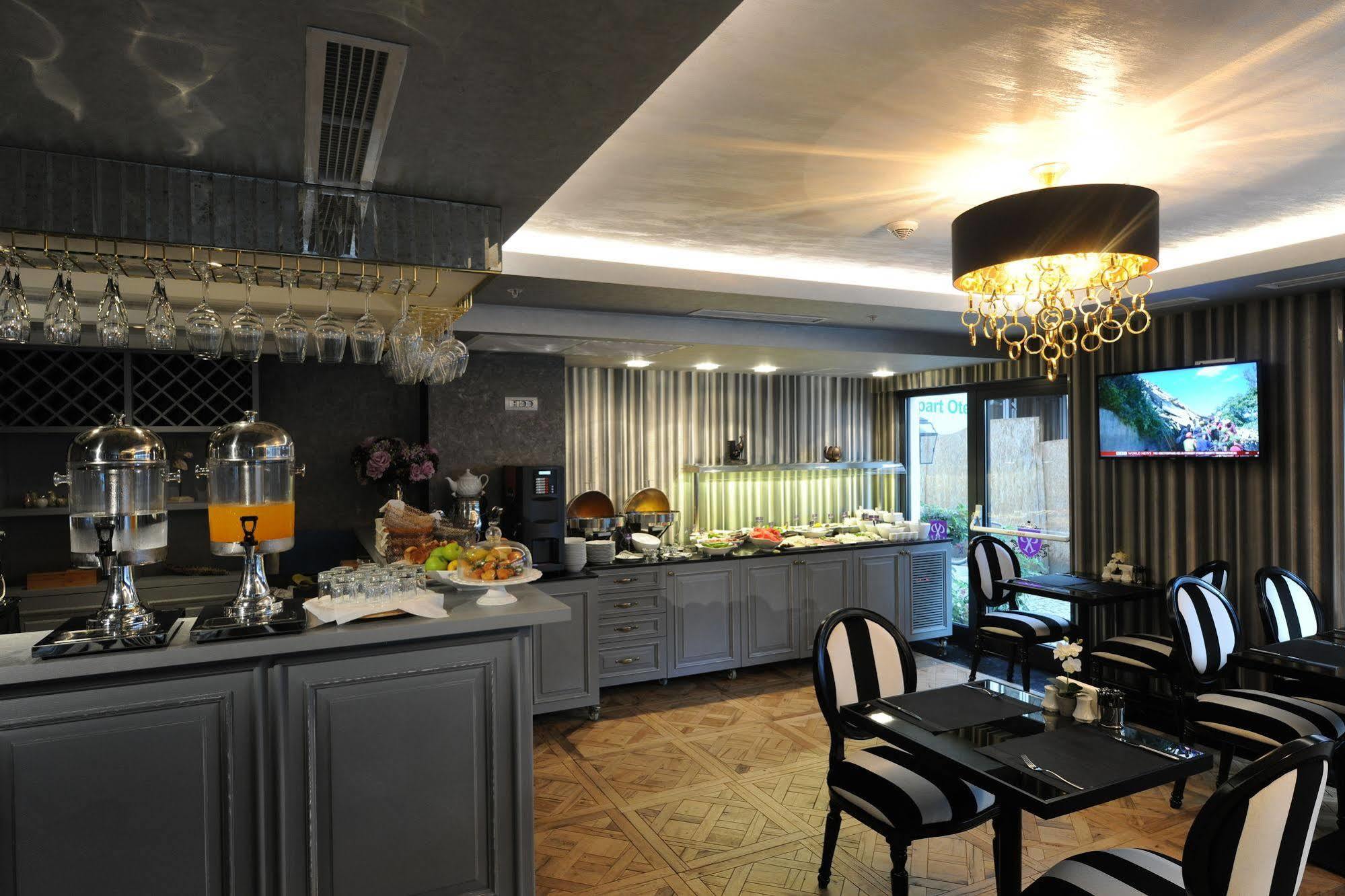 Le Petit Palace Hotel - Special Category Istanbulská provincie Exteriér fotografie